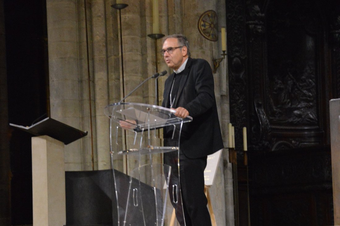 Mgr Jérôme Beau, évêque auxiliaire, a fait la synthèse de la mission sur les (…). © Ariane Rollier.