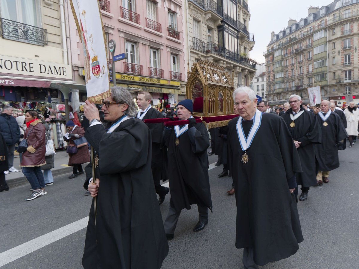 Neuvaine de sainte Geneviève 2025 : messe et procession. © Yannick Boschat / Diocèse de Paris.