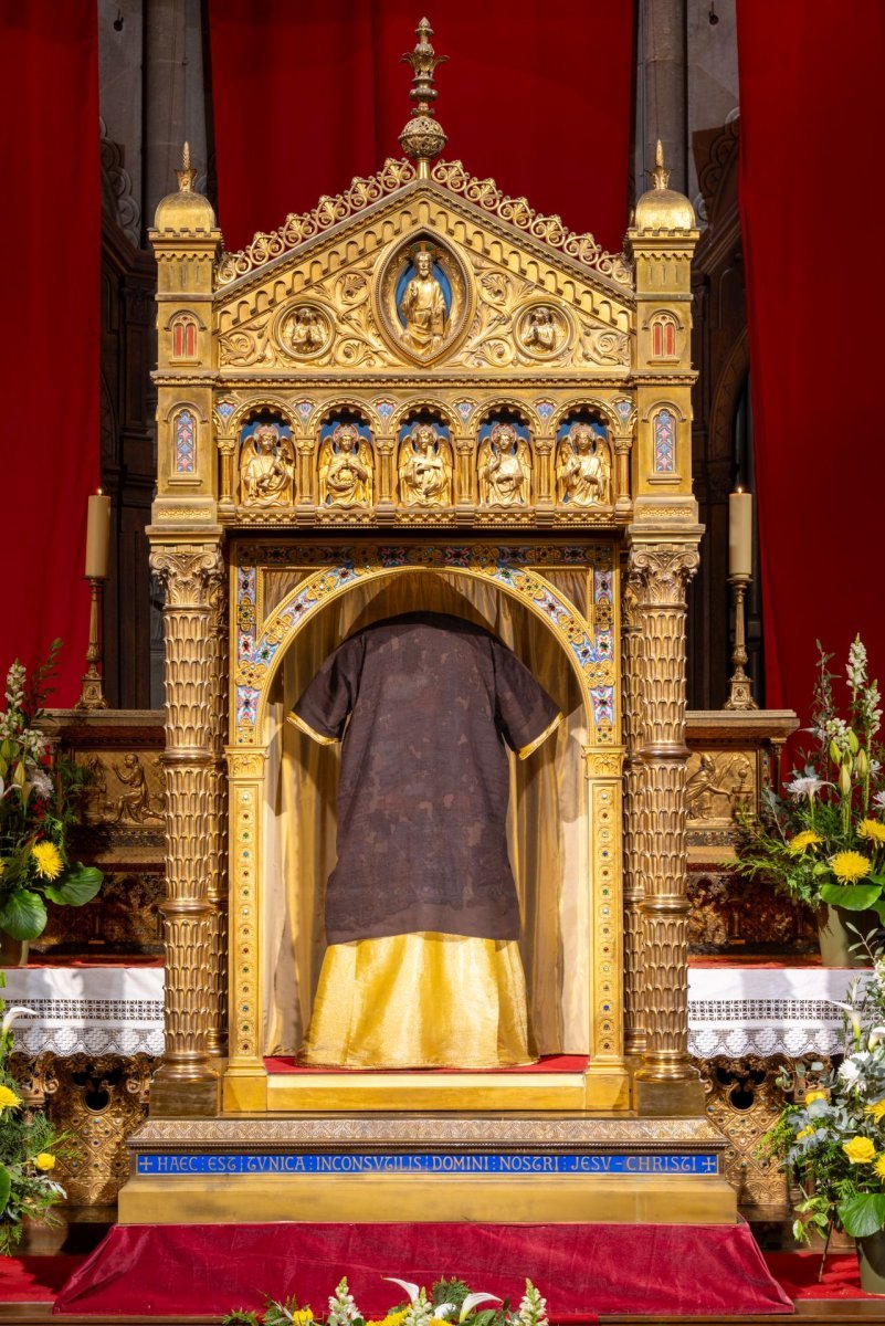 Pèlerinage de la vie consacrée à Argenteuil. © Charles-Édouard Baudouin / Basilique Saint-Denys d'Argenteuil - (…).