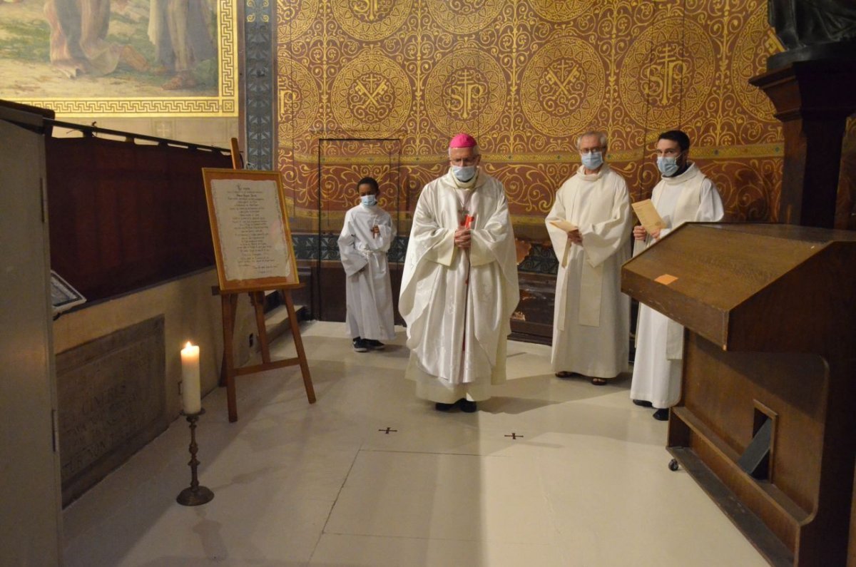 Messe à la mémoire de Mgr Surat. © Michel Pourny / Diocèse de Paris.