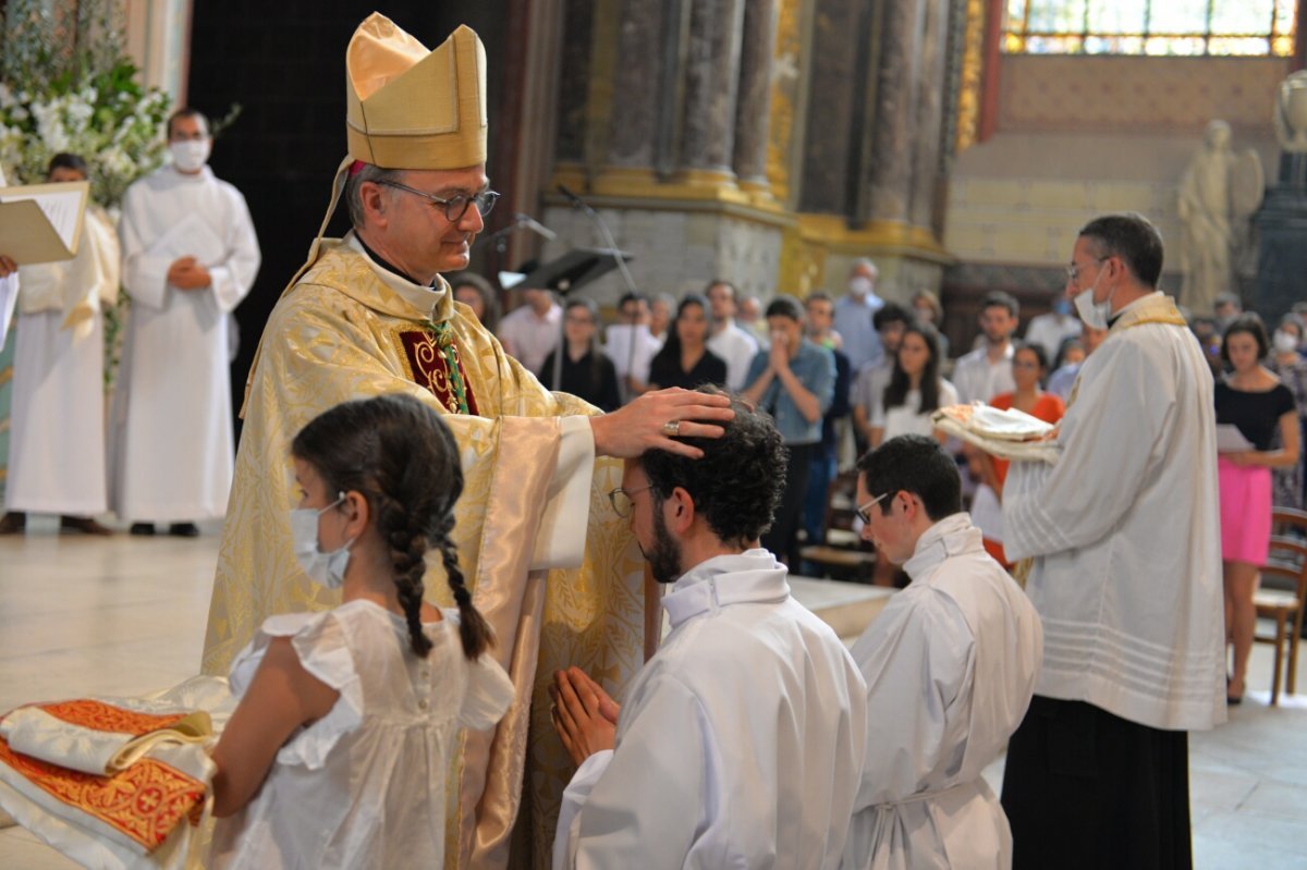 Ordinations diaconales en vue du sacerdoce 2020 à Saint-Germain des Prés (6e). © Marie-Christine Bertin / Diocèse de Paris.