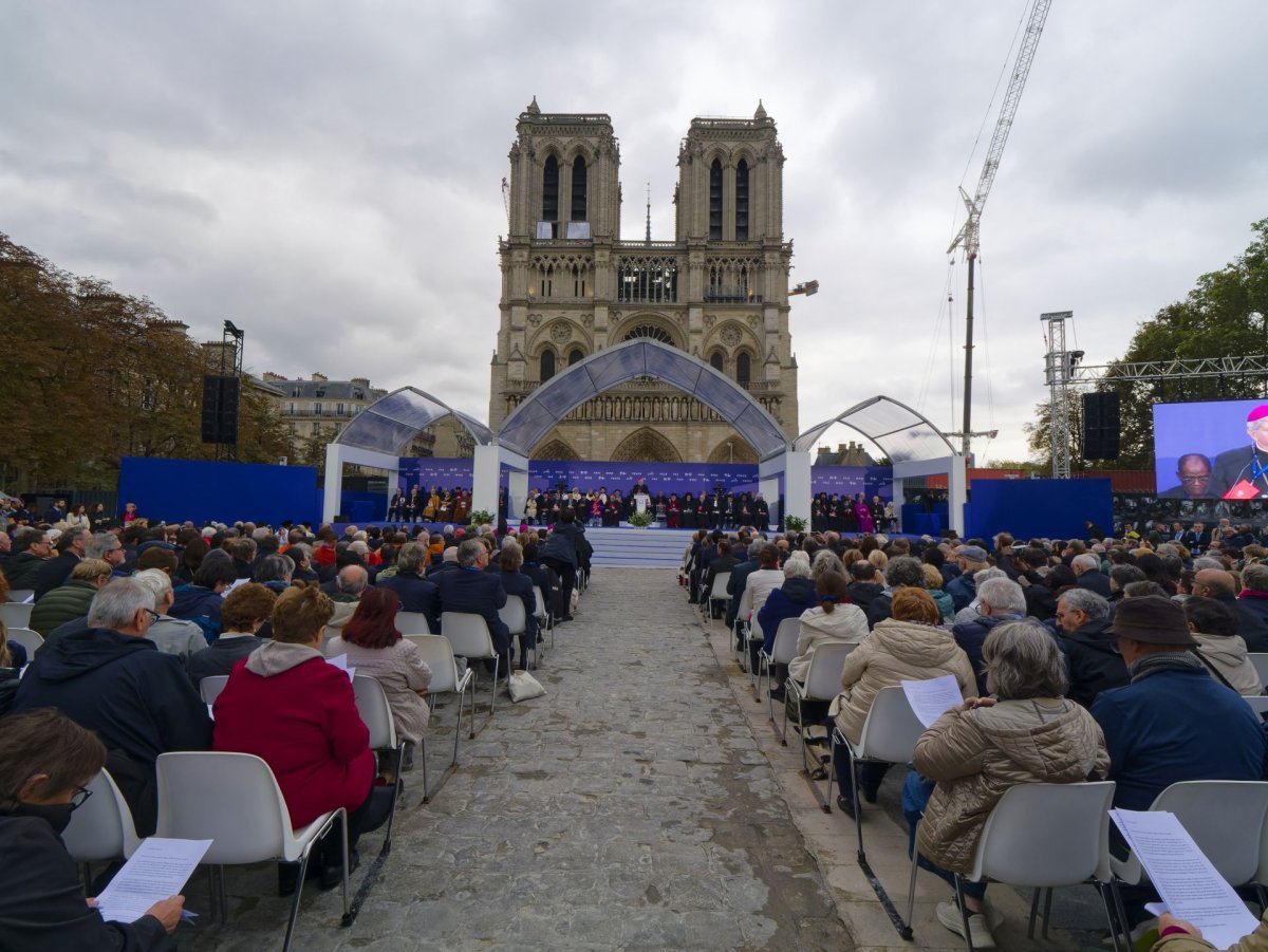 Cérémonie conclusive de la Rencontre internationale pour la paix. © Yannick Boschat / Diocèse de Paris.