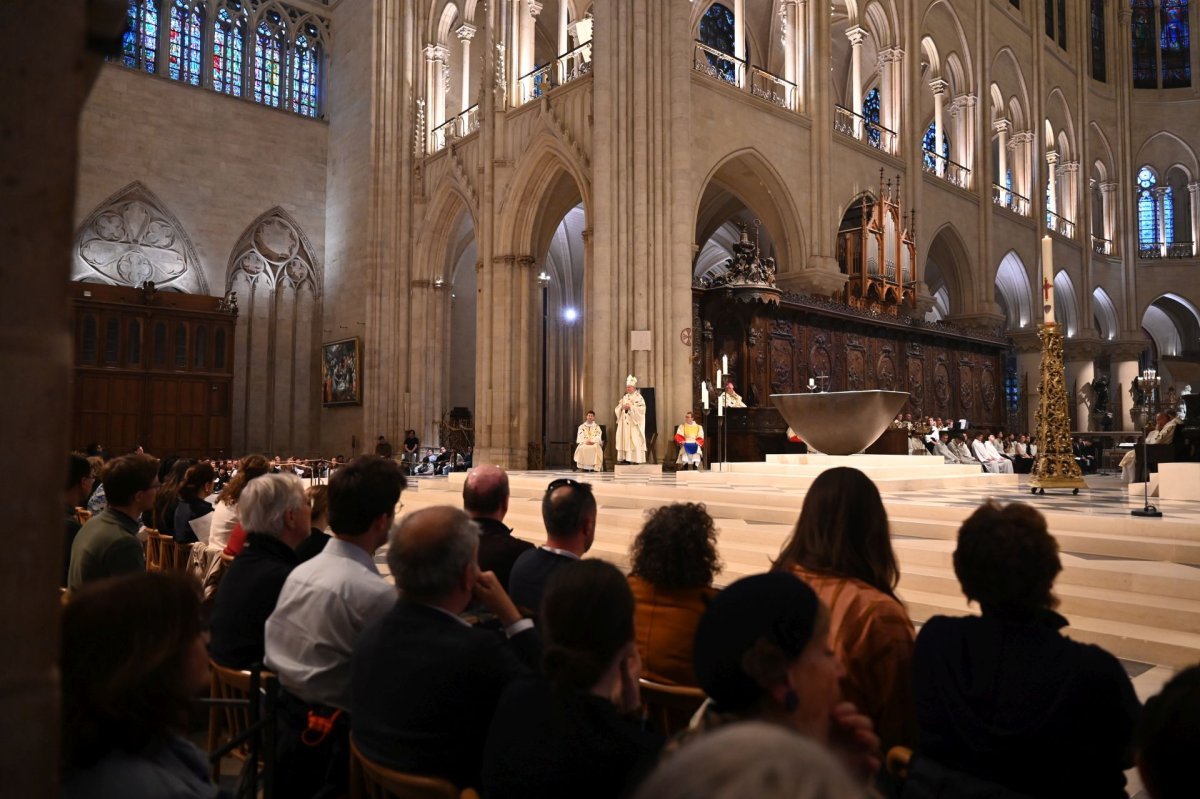 Messe des Jeunes à Notre-Dame de Paris. © Marie-Christine Bertin / Diocèse de Paris.