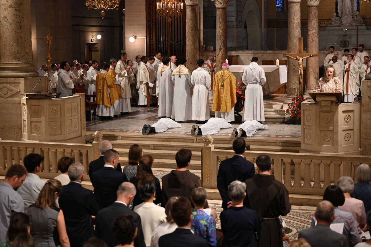Ordination diaconale en vue du sacerdoce 2026. © Marie-Christine Bertin / Diocèse de Paris.