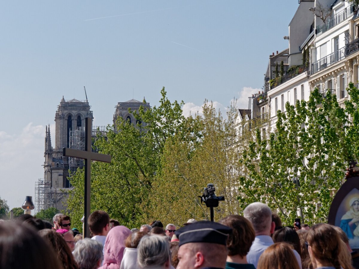 Chemin de croix de Notre-Dame de Paris. © Yannick Boschat / Diocèse de Paris.