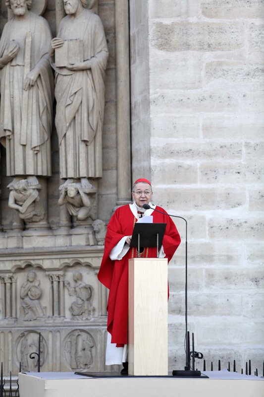 Ordinations sacerdotales 2012 à Notre-Dame de Paris. © Yannick Boschat / Diocèse de Paris.