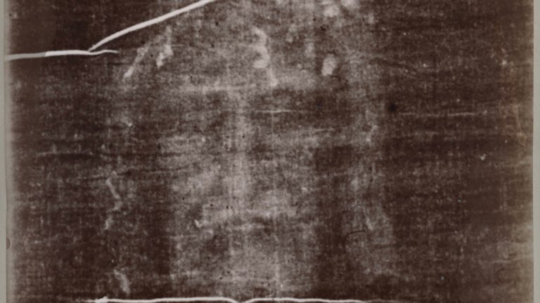Linceul de Turin : Le vrai visage du Christ ?