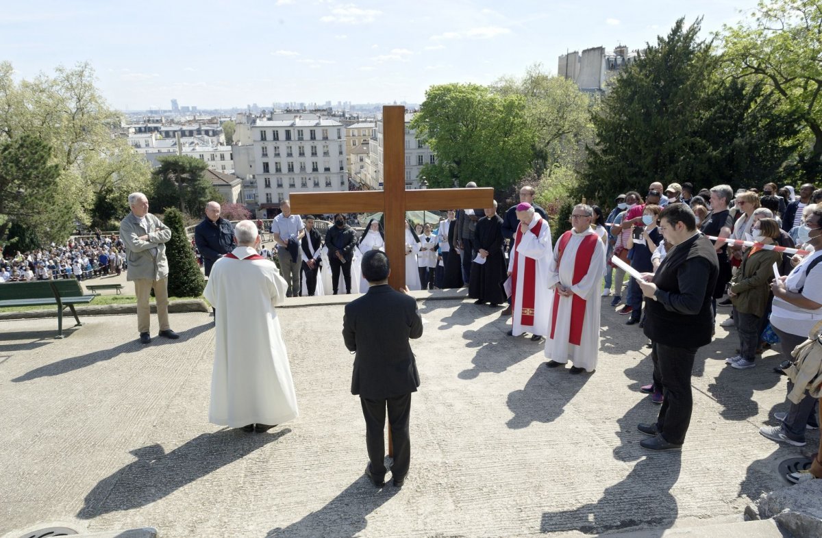 Chemin de croix de Montmartre 2022. © Trung Hieu Do / Diocèse de Paris.