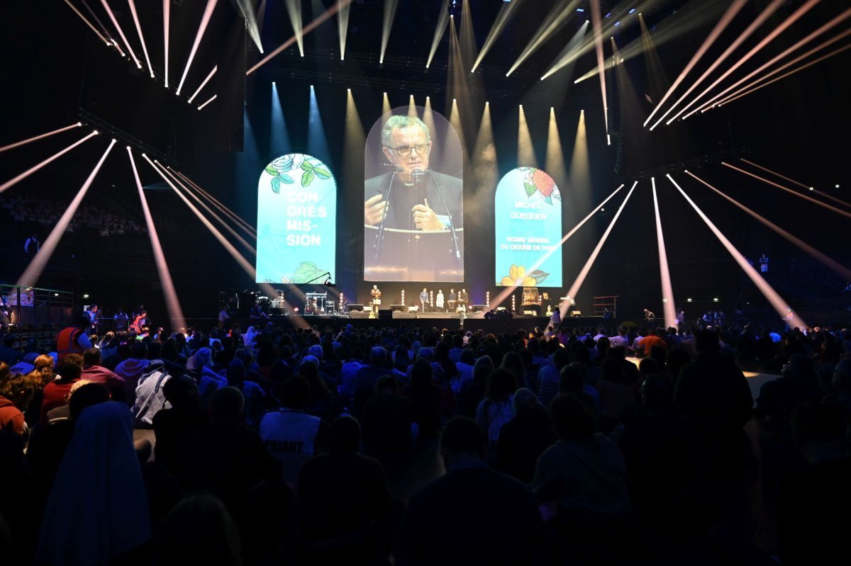 Veillée à l'Accor Arena de Bercy. © Marie-Christine Bertin / Diocèse de Paris.