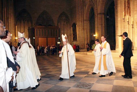 Procession de sortie. © Armelle de Brichambaut.