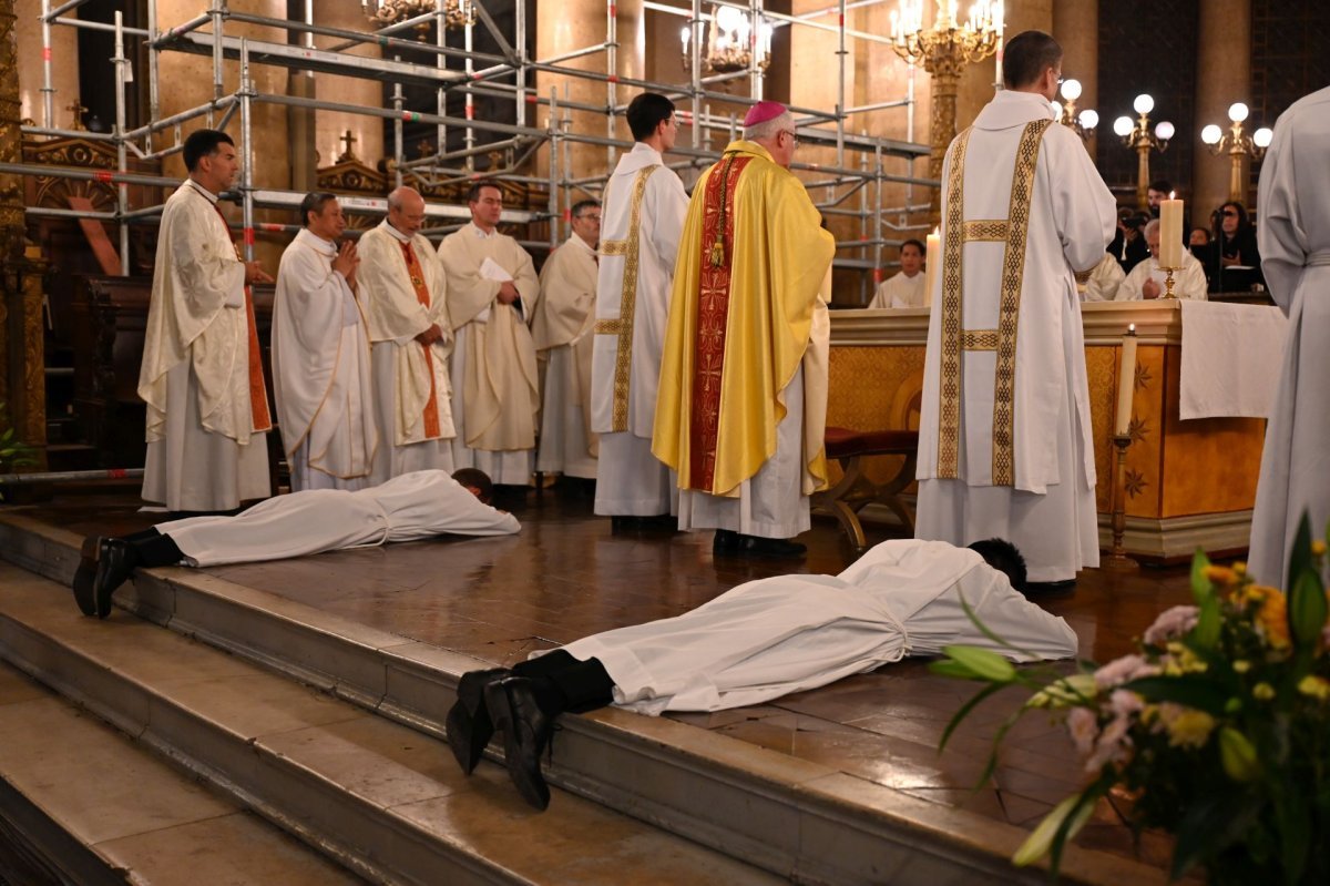 Ordination diaconale en vue du sacerdoce du 11 octobre 2025. © Marie-Christine Bertin / Diocese de Paris.