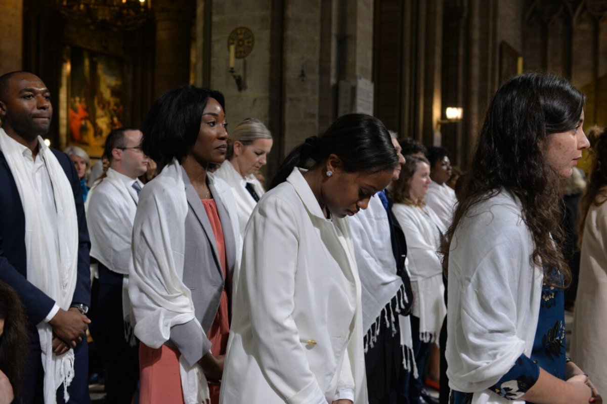 Confirmation d'adultes de novembre 2018. © Marie-Christine Bertin.