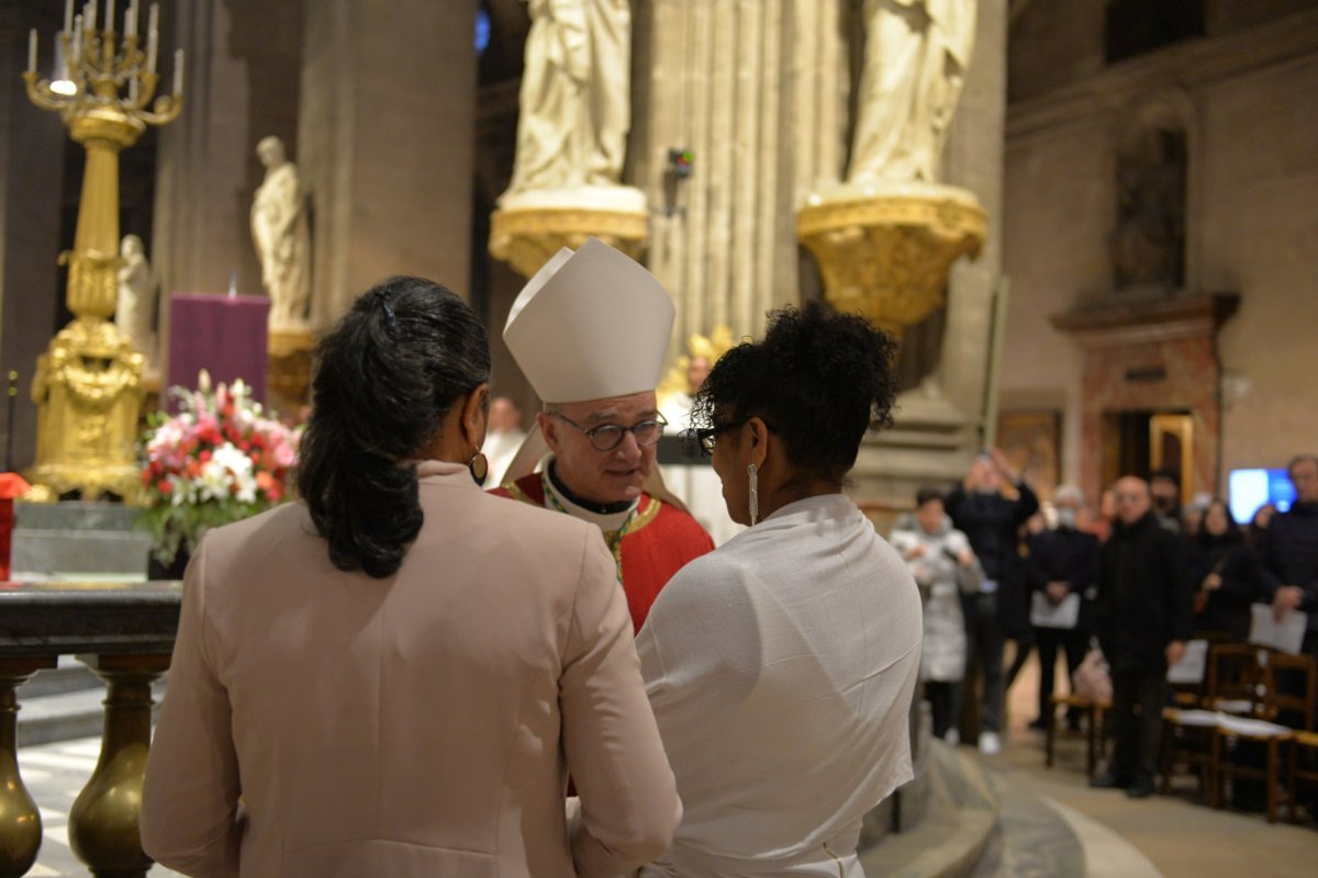 Confirmation des adultes 2022. © Marie-Christine Bertin / Diocèse de Paris.