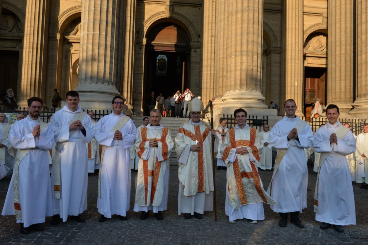 Messe pour les jeunes et les vocations. © Marie-Christine Bertin / Diocèse de Paris.