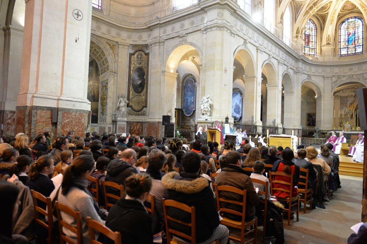 Appel décisif des jeunes catéchumènes en 2020. © Marie-Christine Bertin / Diocèse de Paris.