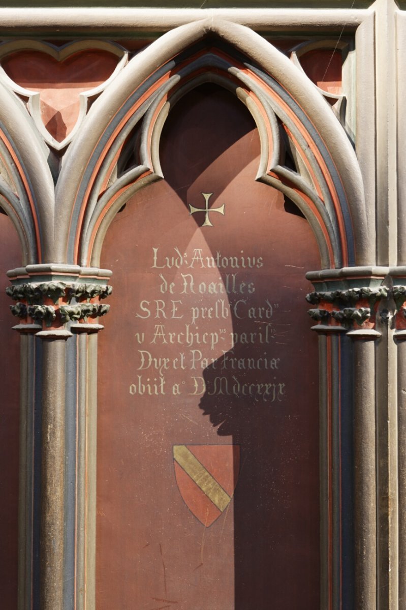 Blason à Notre-Dame de Paris. © Yannick Boschat / Diocèse de Paris.