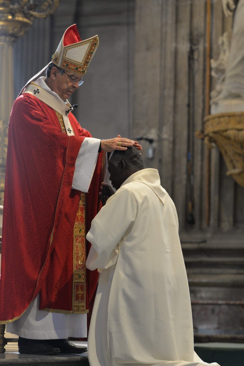 Ordinations de diacres permanents 2020. © Marie-Christine Bertin / Diocèse de Paris.