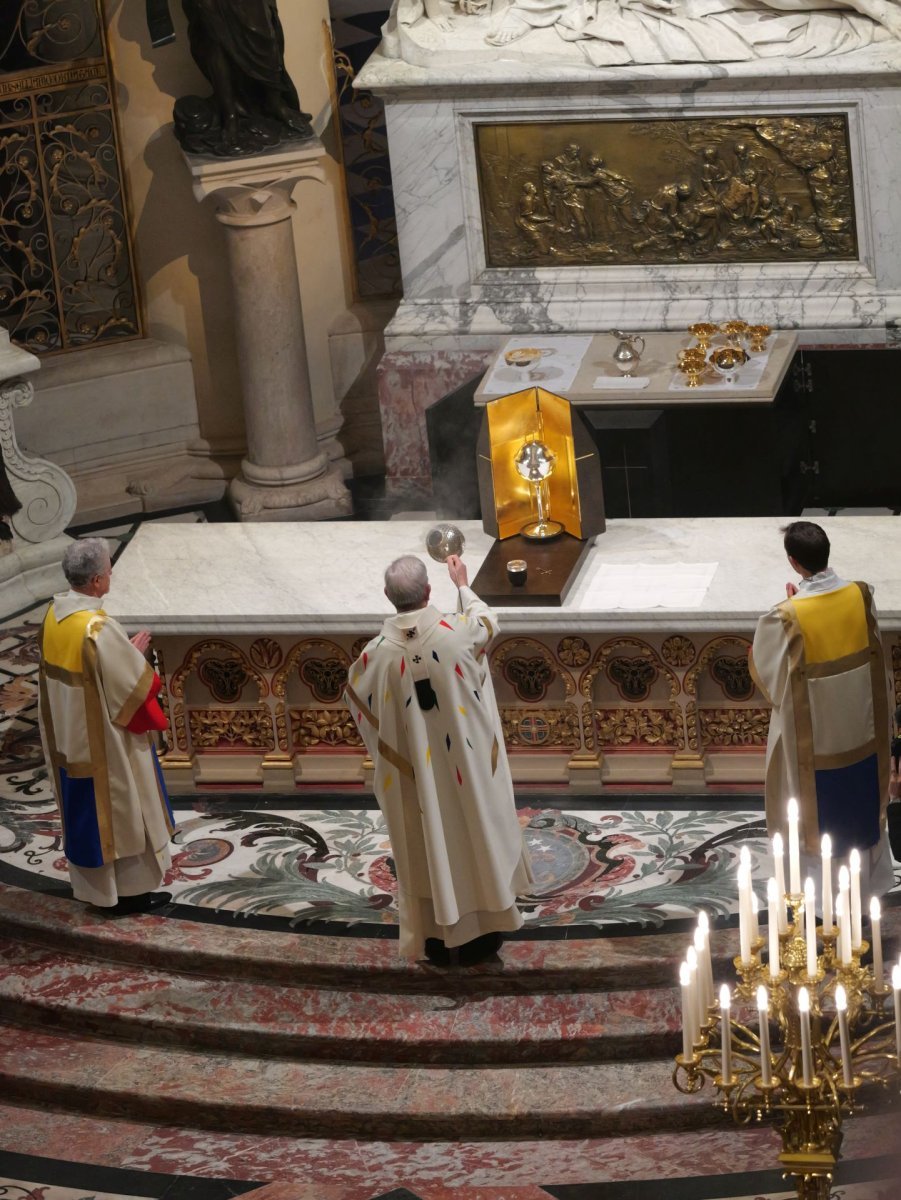 Messe de consécration de l'autel de Notre-Dame de Paris. © Yannick Boschat / Diocèse de Paris.