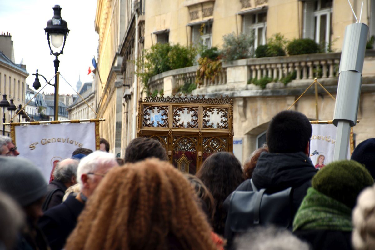 Neuvaine de sainte Geneviève 2026. © Guy Poujeaux.