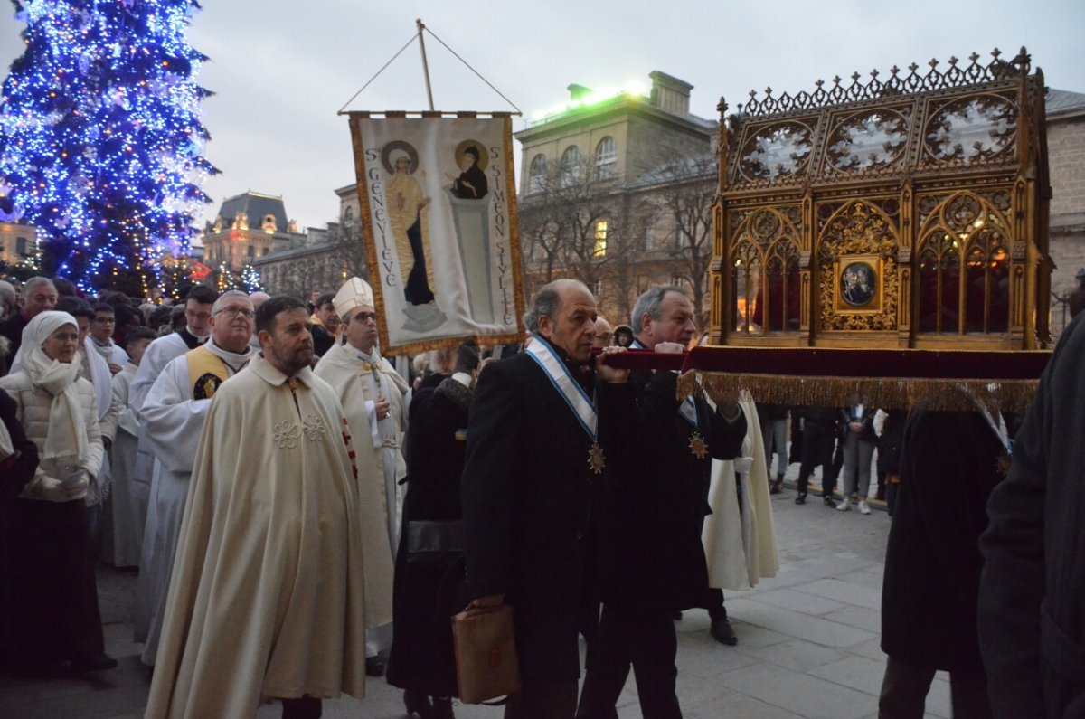 Neuvaine de sainte Geneviève. © Michel Pourny / Diocèse de Paris.