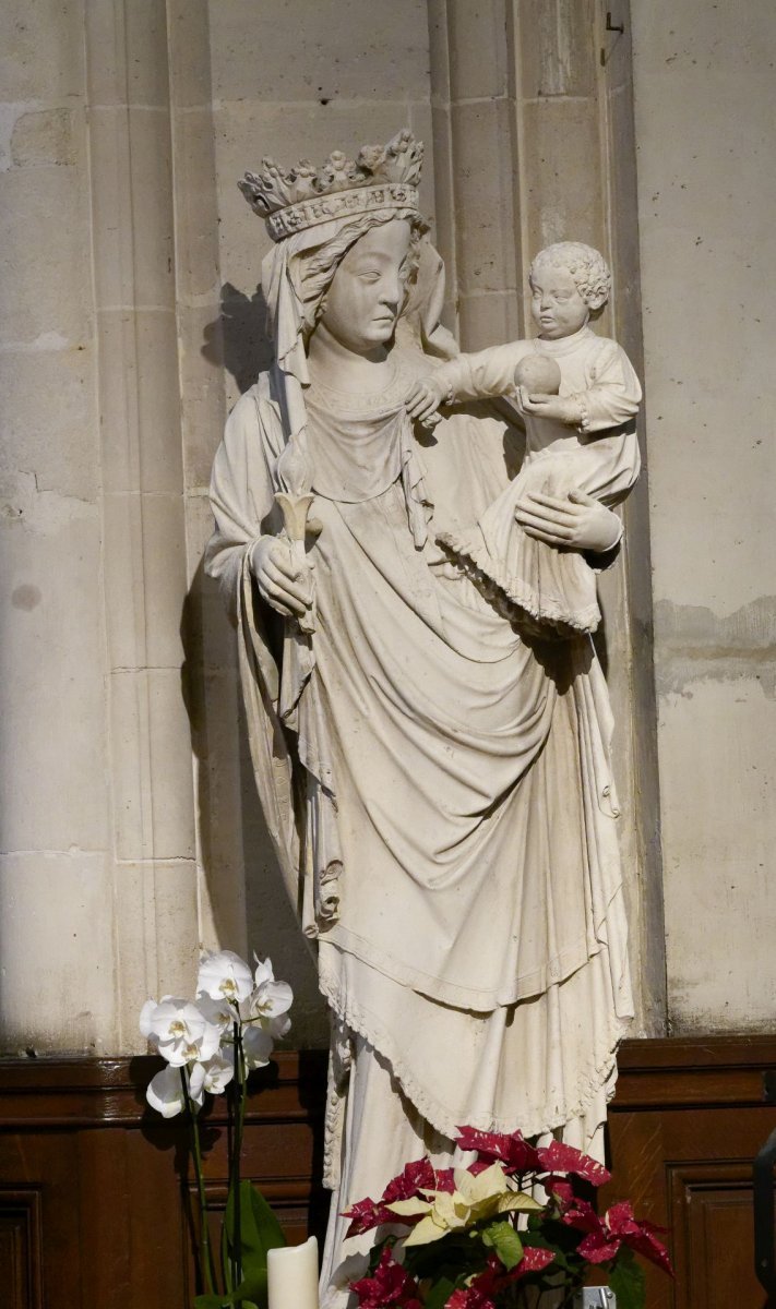 Statue Notre Dame de Paris. Installée à Saint-Germain l'Auxerrois. © Yannick Boschat / Diocèse de Paris.