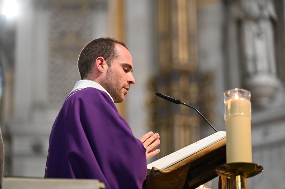 Appel décisif des jeunes catéchumènes 2026. © Marie-Christine Bertin / Diocèse de Paris.