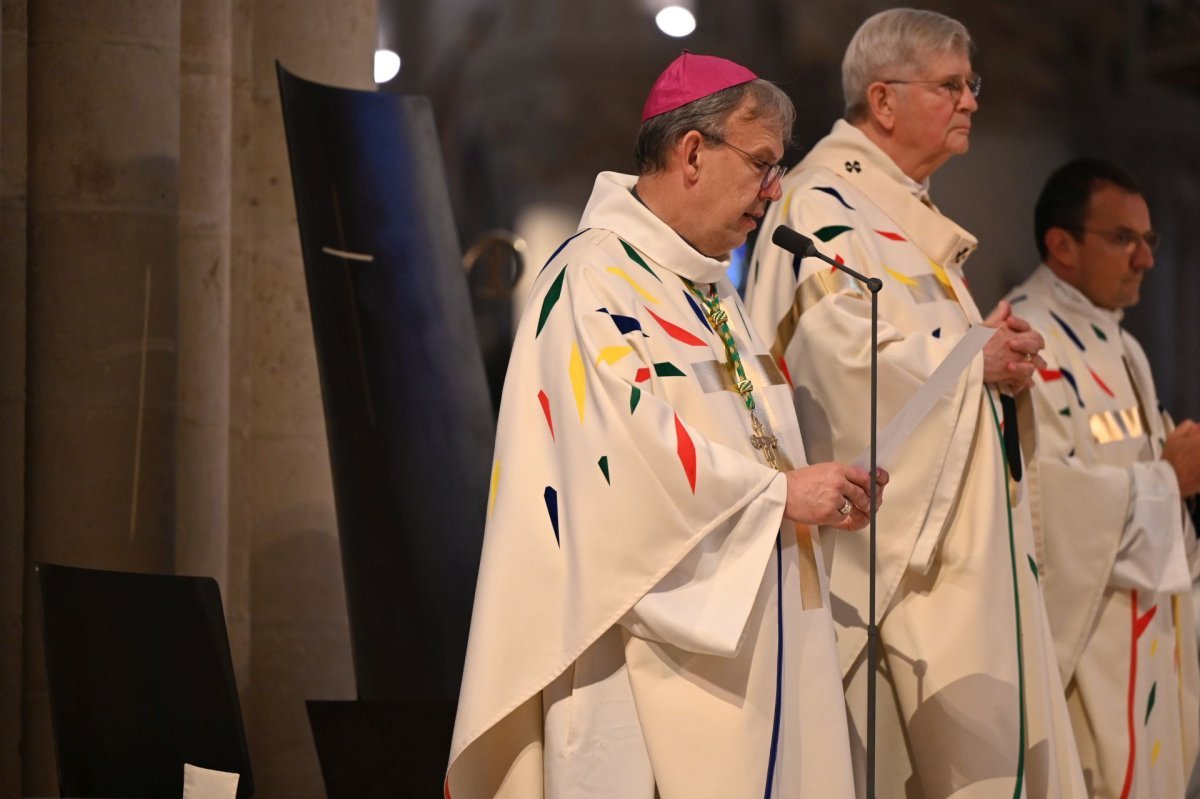 Jubilé des prêtres d'Île-de-France 2025. Messe à Notre-Dame de Paris, 4e. © Marie-Christine Bertin / Diocèse de Paris.