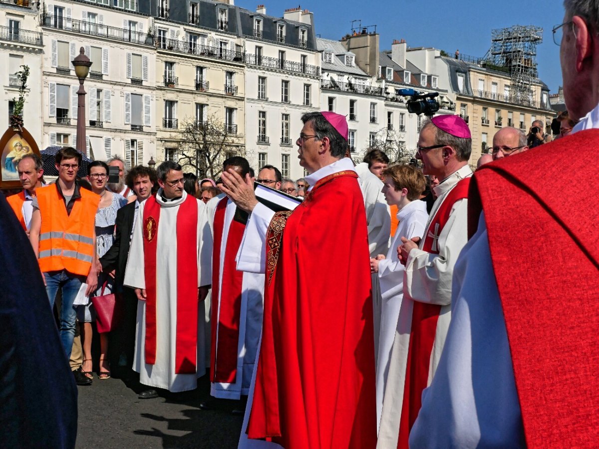 Chemin de croix de Notre-Dame de Paris. © Dominique Boschat / Diocèse de Paris.