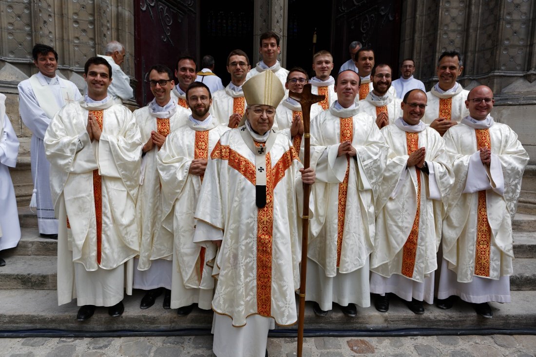14 nouveaux prêtres. © Yannick Boschat / Diocèse de Paris.