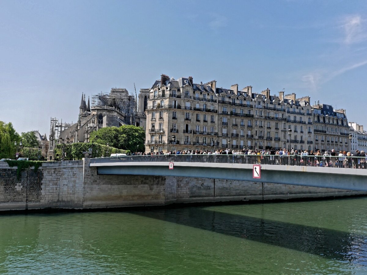 Chemin de croix de Notre-Dame de Paris. © Dominique Boschat / Diocèse de Paris.