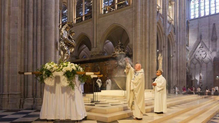 Messe anticipée de l'Assomption 2026 à Notre-Dame de Paris. (c) Yannick Boschat / Diocèse de Paris.