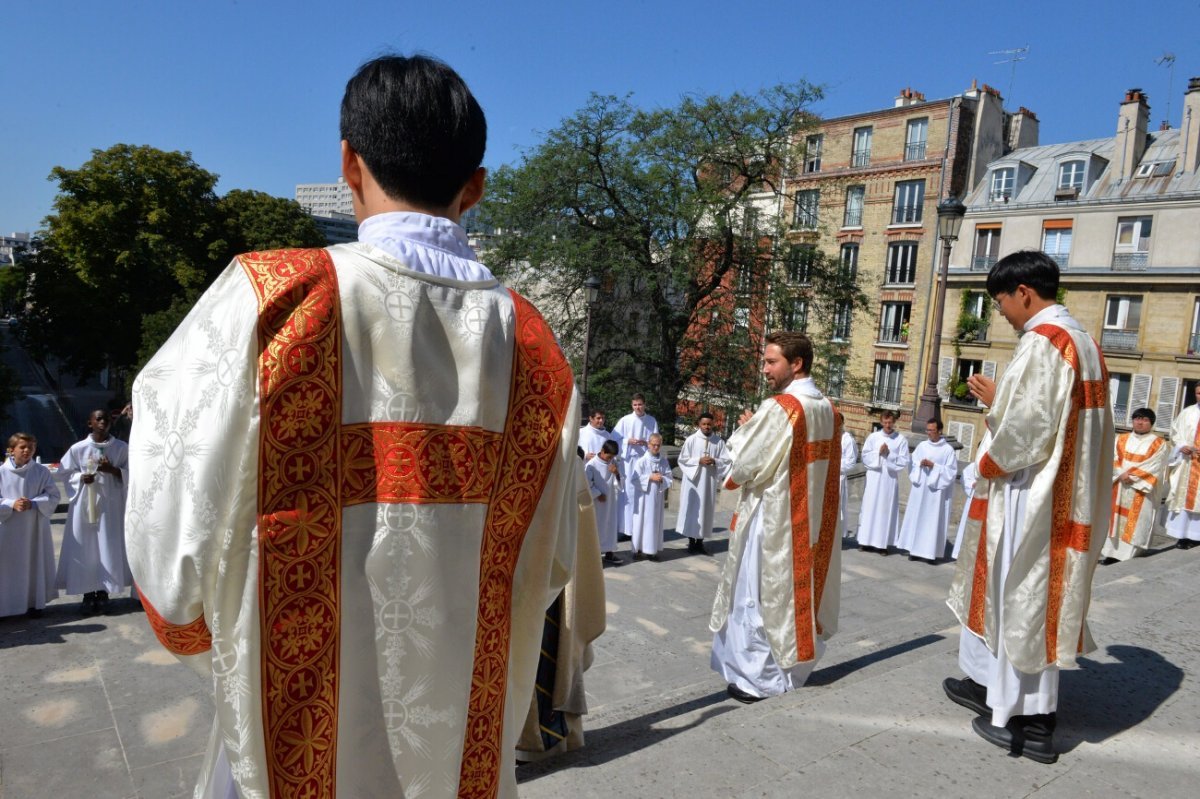 Ordinations diaconales en vue du sacerdoce 2018. © Marie-Christine Bertin / Diocèse de Paris.