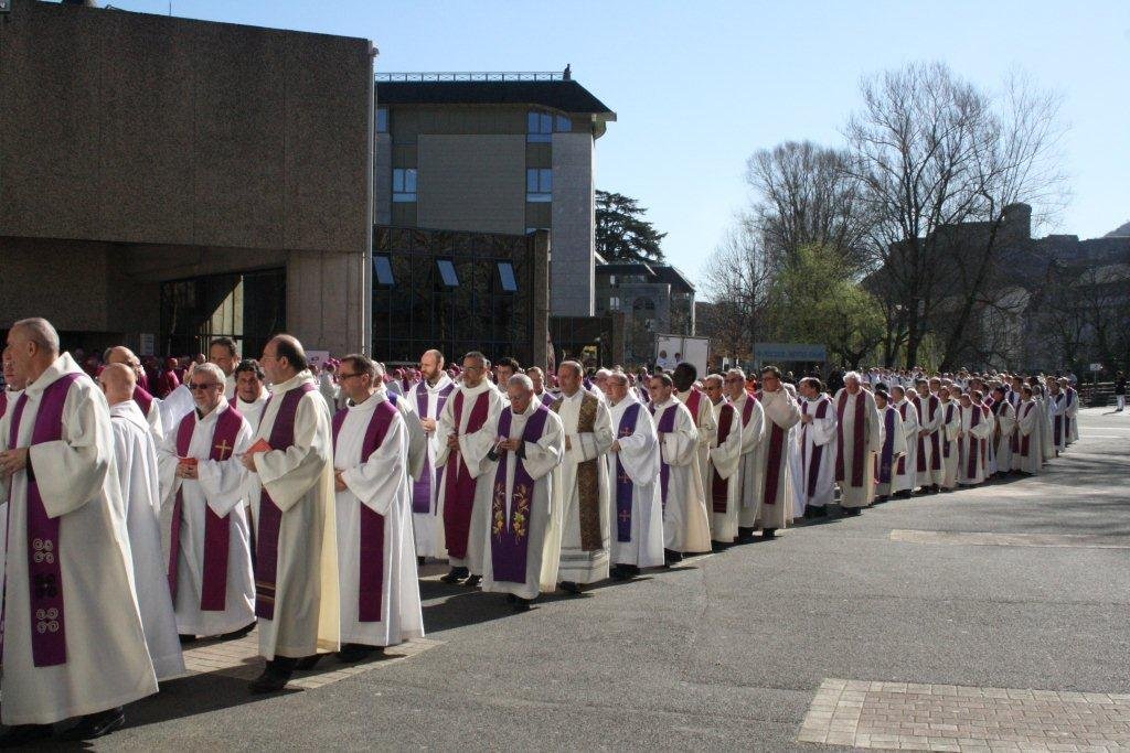 Le dimanche 24 mars, une messe solennelle, présidée par le cardinal (…). © Ariane Rollier.