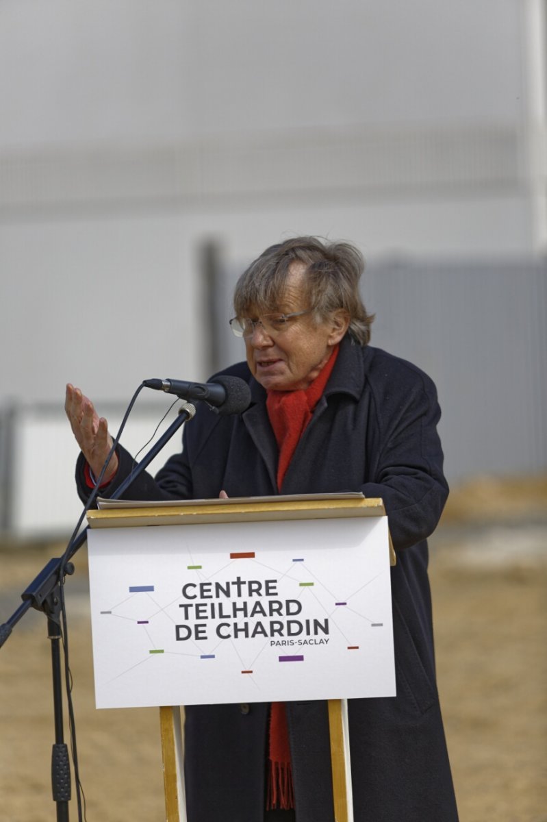 Lancement et bénédiction du chantier du futur Centre Teilhard de Chardin – (…). © Yannick Boschat / Diocèse de Paris.