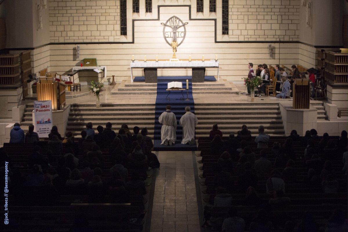 Catéchèse à Notre-Dame de Grâce de Passy (16e). © @jack_tribeca // @becomeagency.