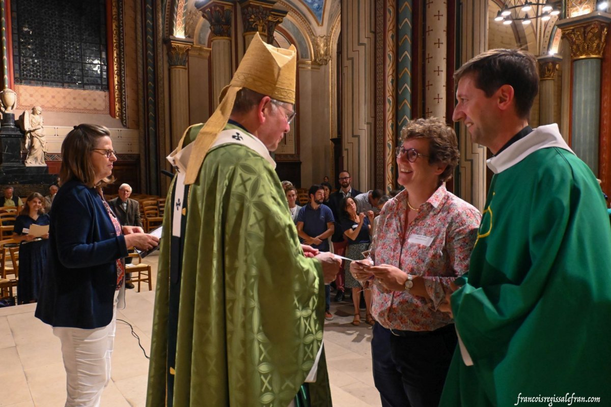 Envoi des baptisés en mission diocésaine 2023. © François-Régis Salefran.