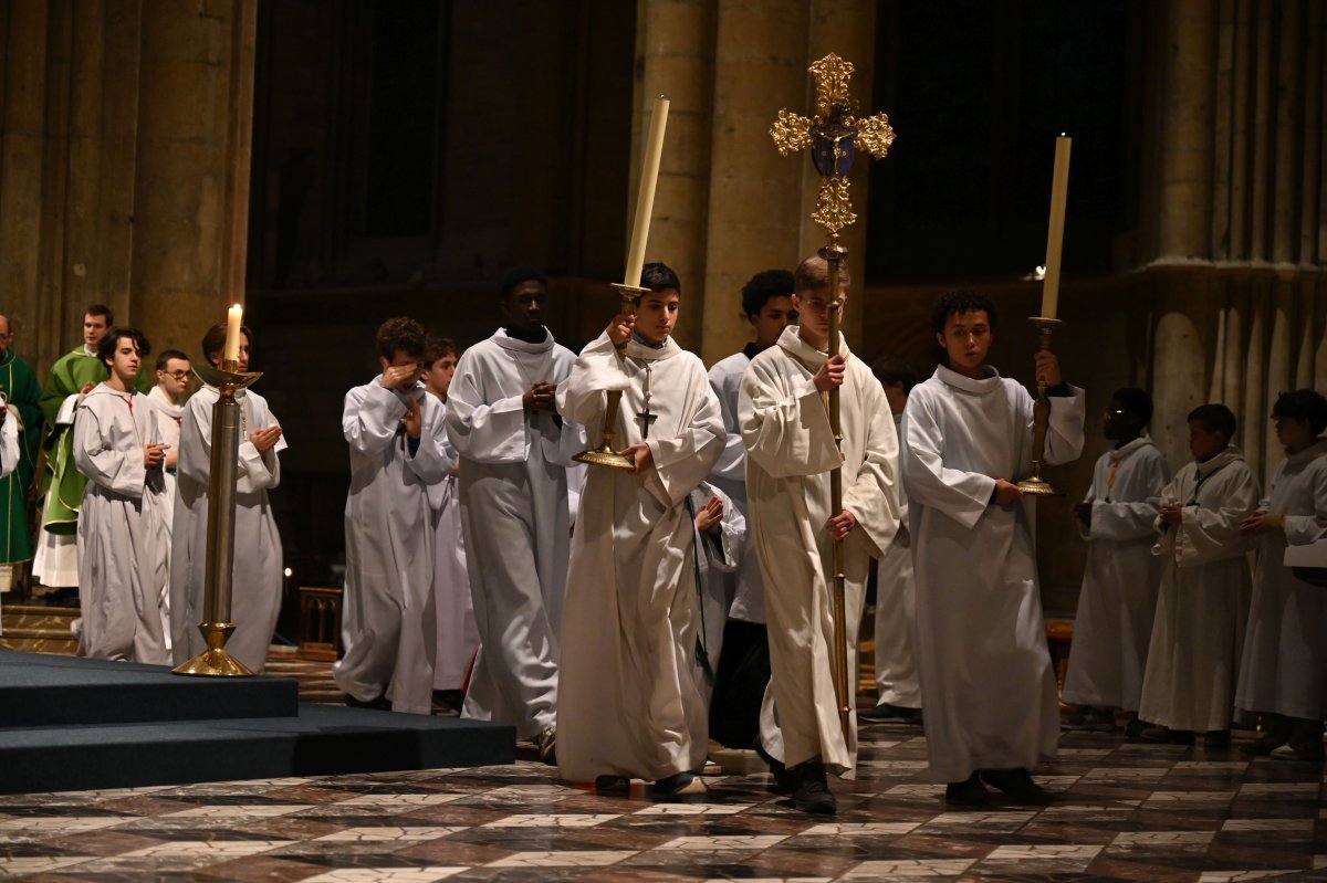 Rassemblement des jeunes au service de la liturgie 2024. © Marie-Christine Bertin / Diocèse de Paris.