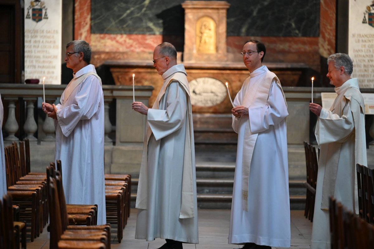 Ordinations des diacres permanents 2024. © Marie-Christine Bertin / Diocèse de Paris.