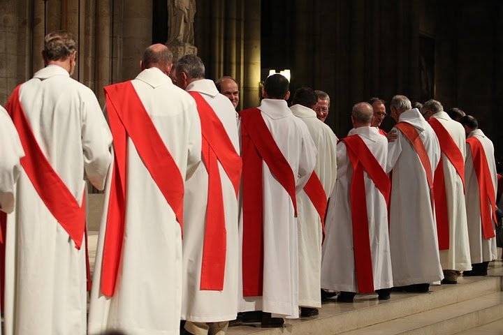 Ordinations de diacres permanents 2010. © Yannick Boschat / Diocèse de Paris.