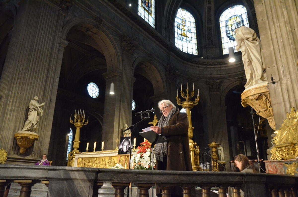 Messe en mémoire de Robert Hossein. © Michel Pourny / Diocèse de Paris.