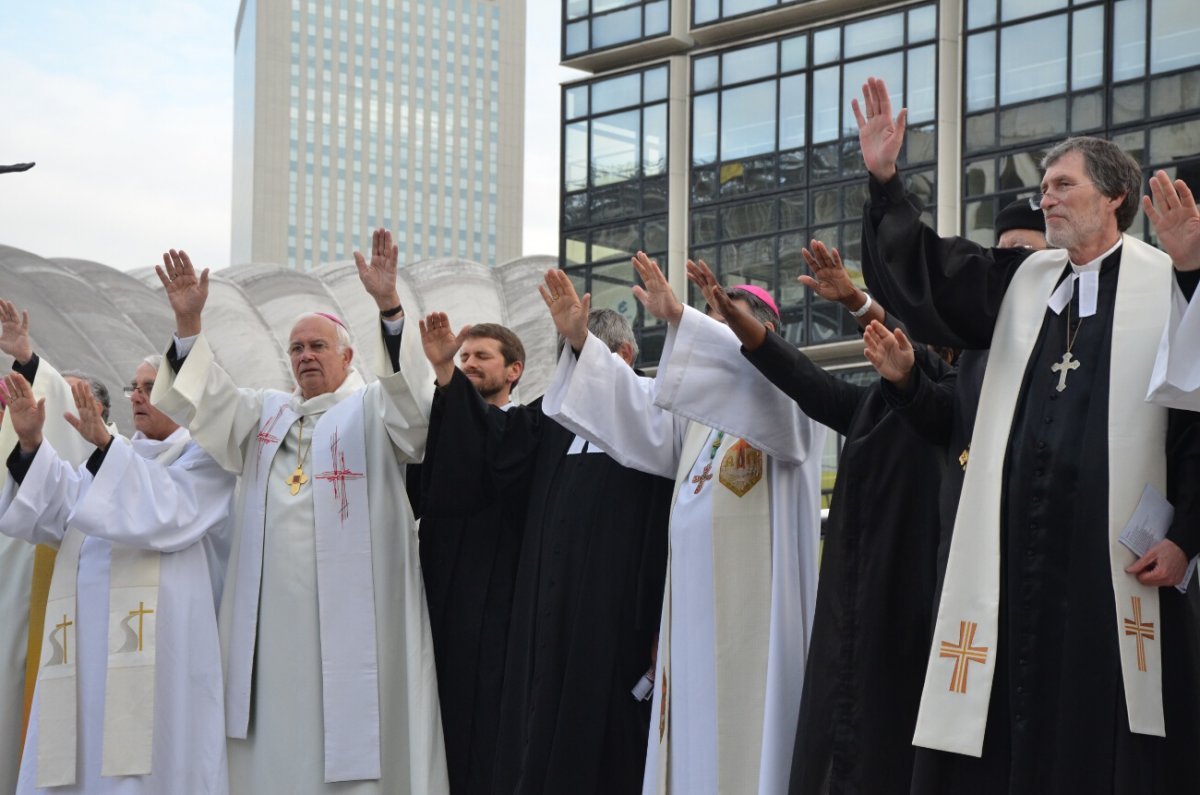 Rassemblement “Pâques 2017” à La Défense. © Michel Pourny.