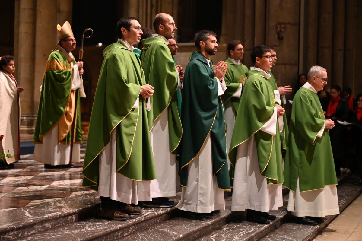 Rassemblement des jeunes au service de la liturgie 2024. © Marie-Christine Bertin / Diocèse de Paris.