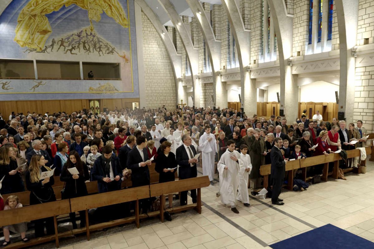 Ordinations pour la Compagnie de Jésus. © Trung Hieu Do.