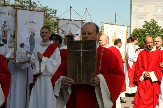 Procession. © Armelle de Brichambaut.