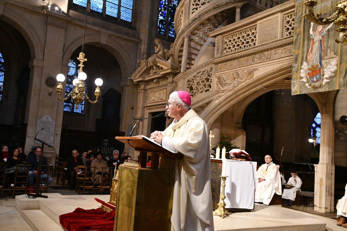 Neuvaine à sainte Geneviève : Messe solennelle et procession. © Michel Pourny / Diocèse de Paris.