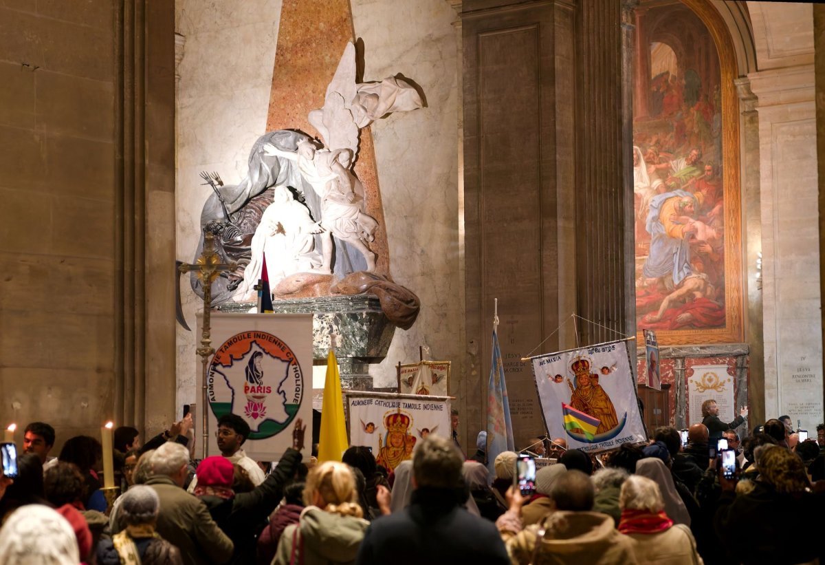 Veillée de prière annuelle à Notre Dame de la Santé. © Trung Hieu Do / Diocèse de Paris.