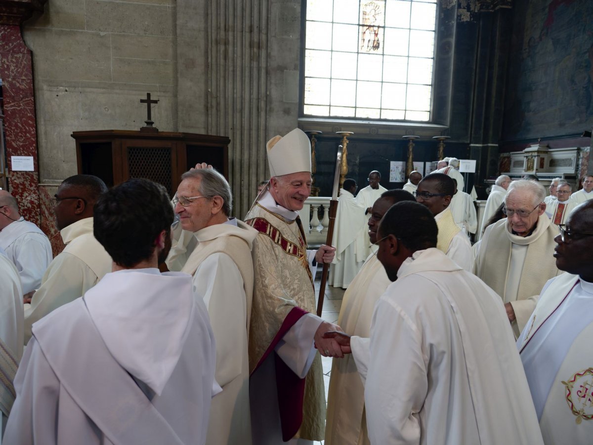 Ordinations diaconales de jésuites. © Yannick Boschat / Diocèse de Paris.