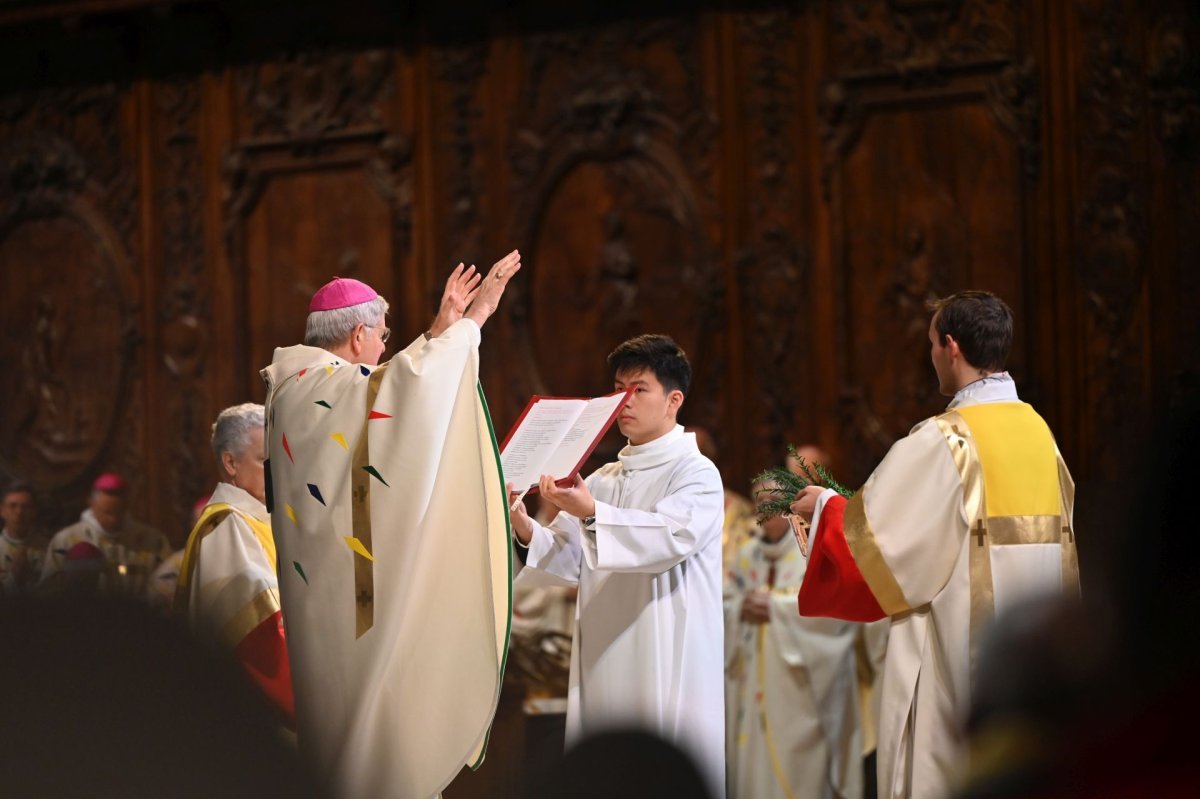 Messe de consécration de l'autel de Notre-Dame de Paris. © Marie-Christine Bertin / Diocèse de Paris.