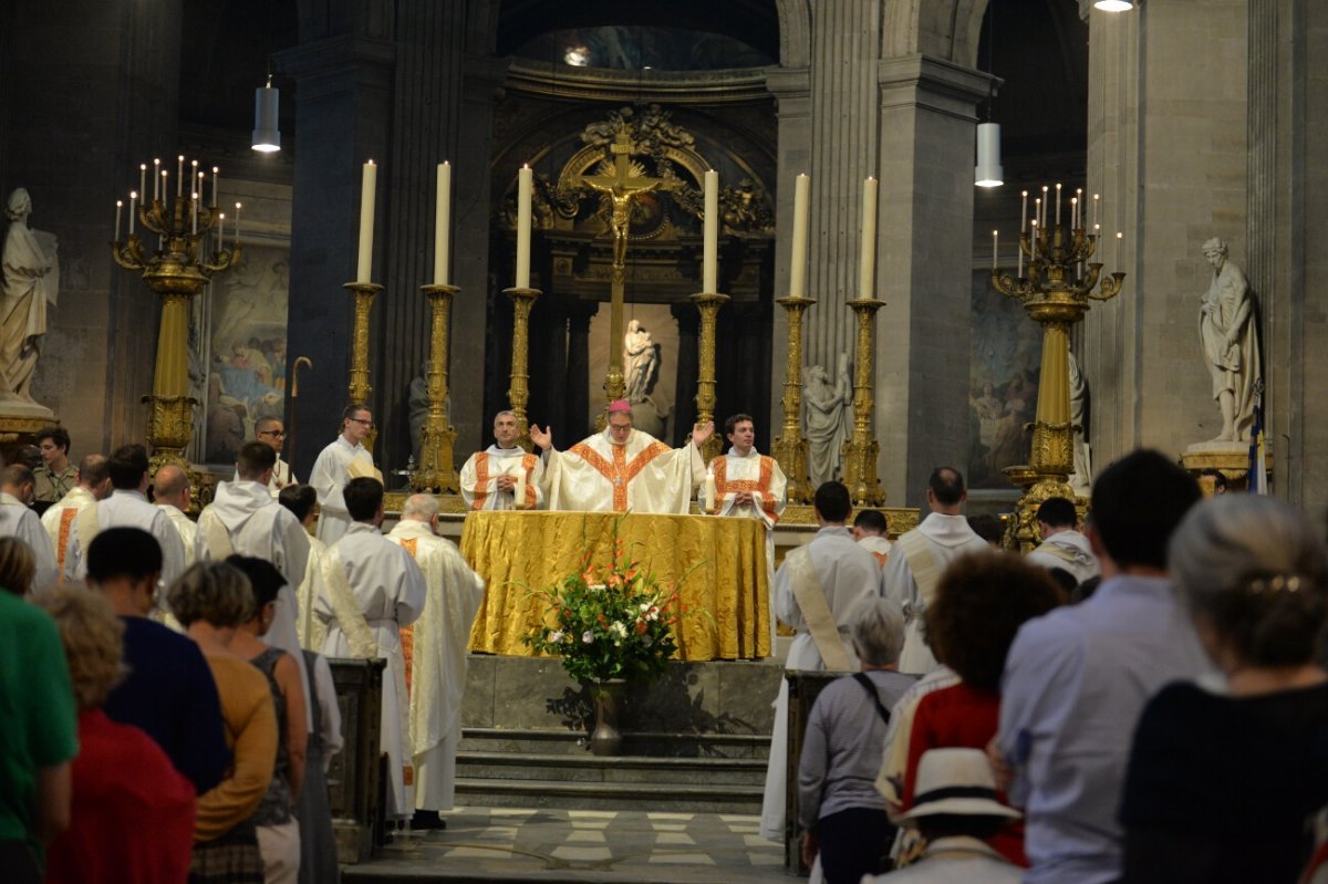 Messe pour les jeunes et les vocations. © Marie-Christine Bertin / Diocèse de Paris.