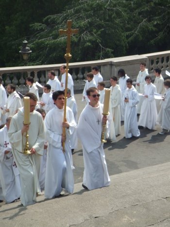 Fête du Saint-Sacrement. Rassemblement diocésain des clercs à Montmartre - Dimanche 10 juin 